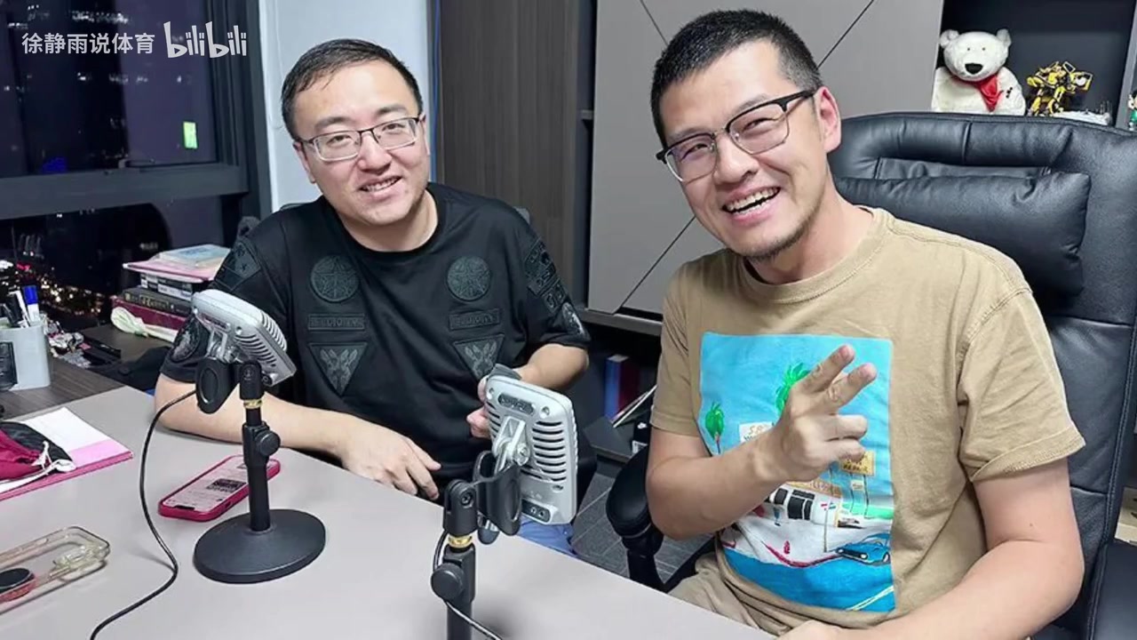 詹姆斯历史第二&库里历史前十，哪个更稳？杨毅团队：都不太稳！