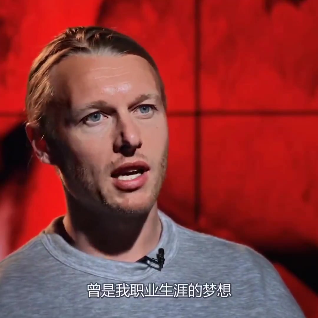 真正的战士是什么样子，答案一定是西蒙·克亚尔