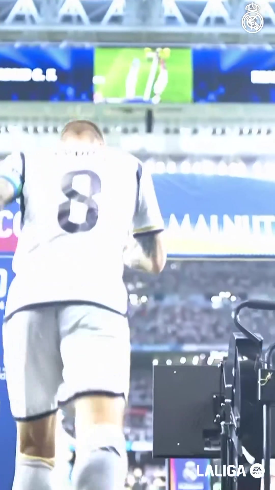 Gracias Kroos！托尼老师最后一次走进伯纳乌