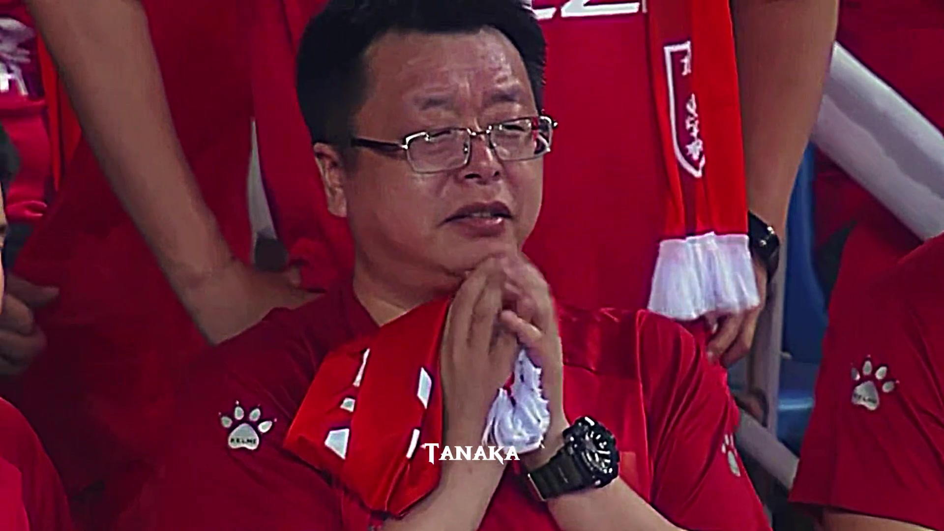 国足加油！我们不想再等下一个四年
