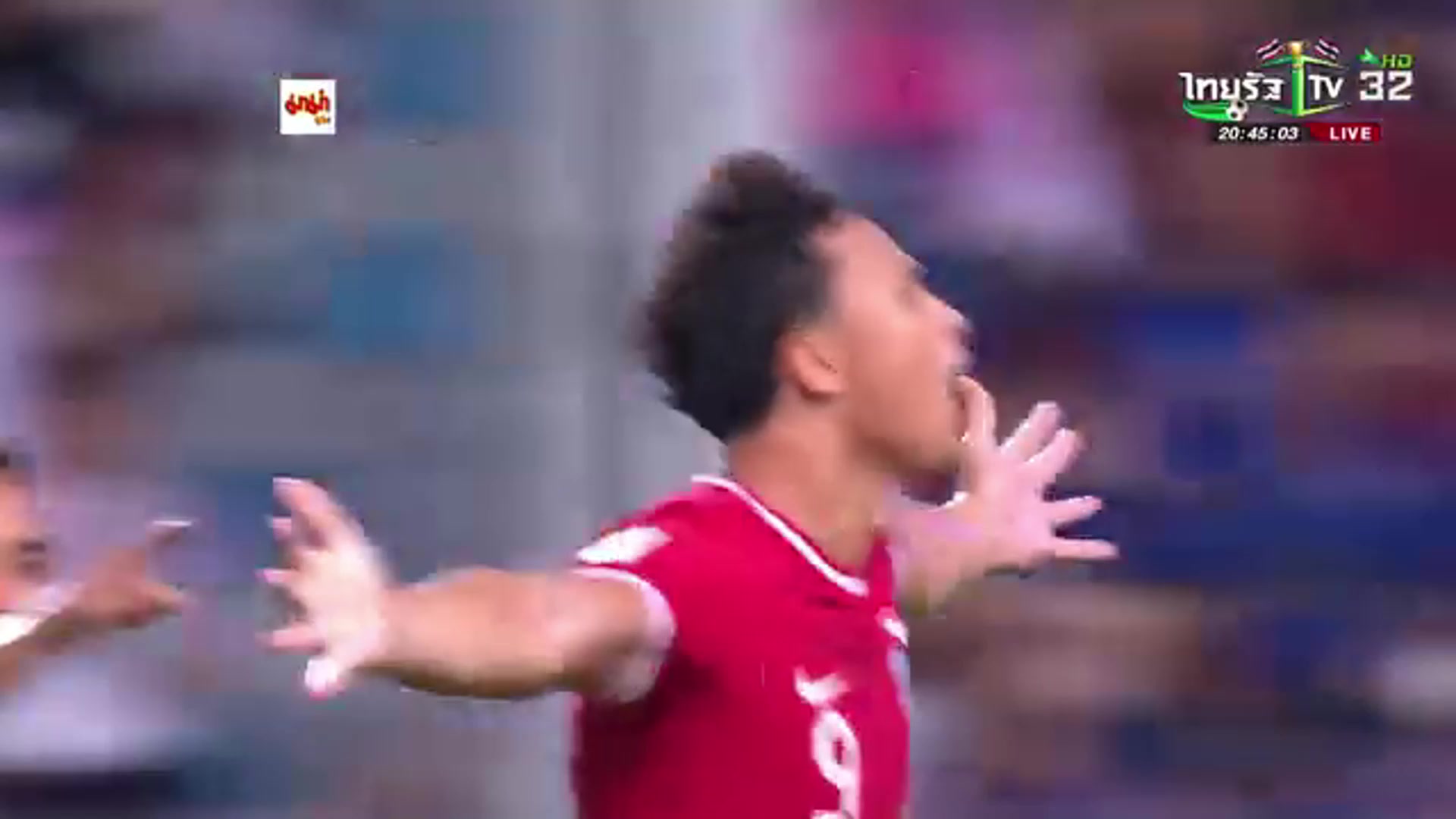 啊。。。。。！新加坡这脚世界波直接把泰国解说打懵了