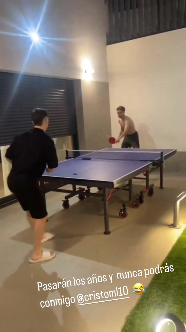 来PK下公园大爷？加维的乒乓球打的如何？