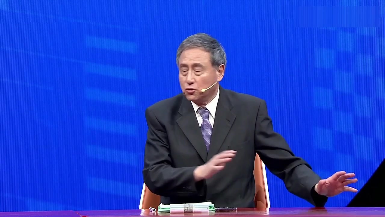 詹俊张路点评英格兰半场1-0领先！萨卡表现突出！凯恩没有表现！