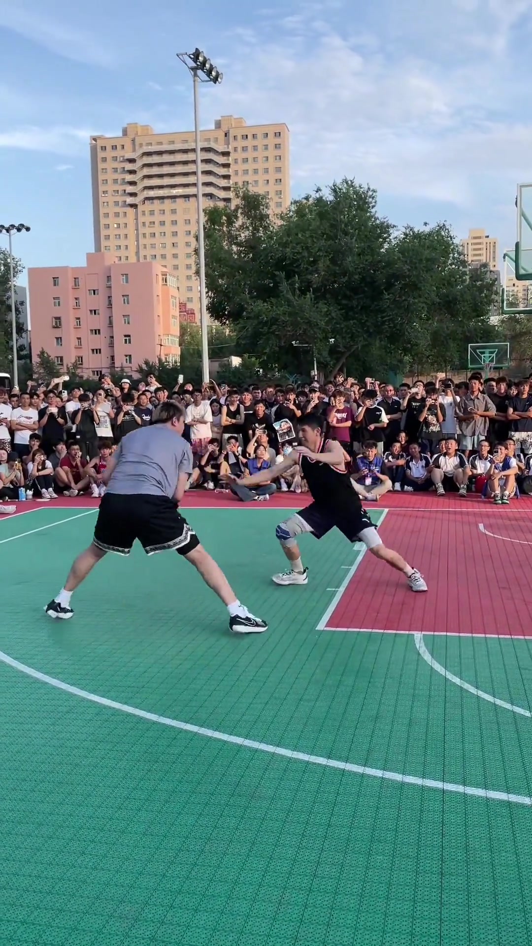 曾经男篮前锋的标杆，如今混迹街头，小丁为何没有回到职业联赛？