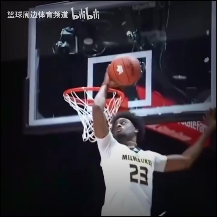 大学篮球的扣篮王们！有NBA扣篮大赛冠军的水准吗？