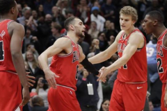 NBA常规赛公牛109-103险胜尼克斯 德罗赞31+5 拉文21+6