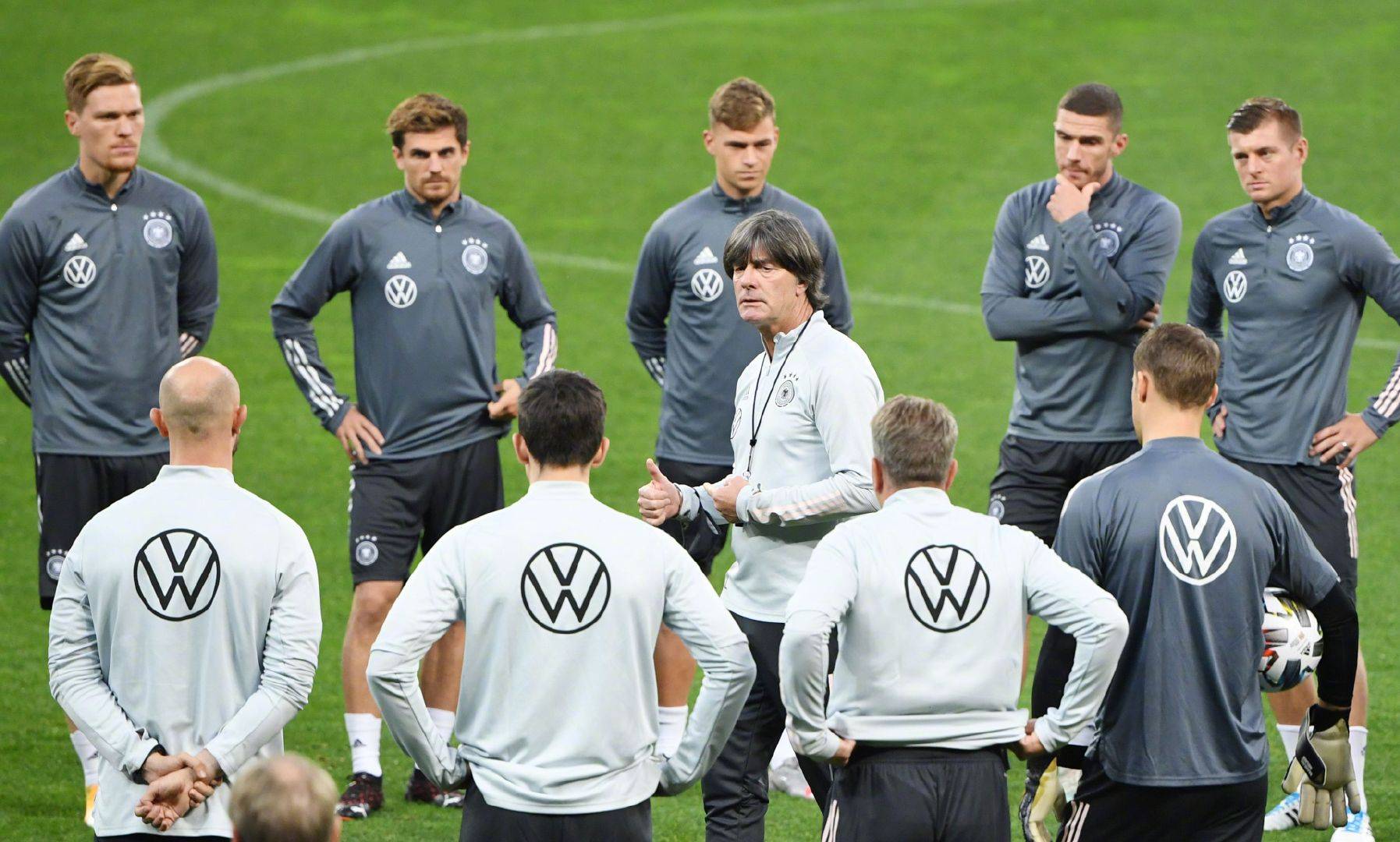 欧国联第四轮比赛德国对阵瑞士，德国队赛前积极备战比赛