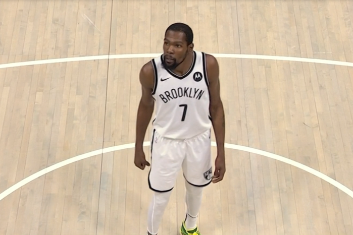 KD:信哥能拿两次MVP是有原因的 我们期待着挑战