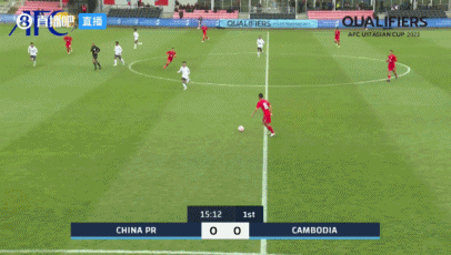 张俊杰禁区内闪转腾挪破门，U17国足先声夺人