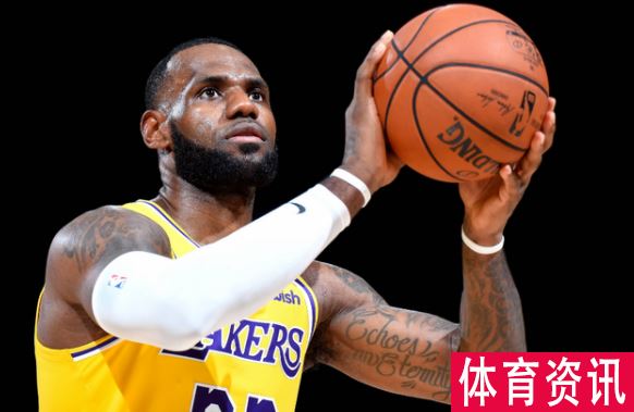 湖人5连胜击败凯尔特人 霍华德砍下