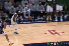 NBA常规赛雄鹿123-114火箭 字母哥41分17篮板终结火箭7连胜