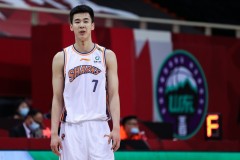 郭浩文宣布参加NBA选秀 上海长期赞同和支持