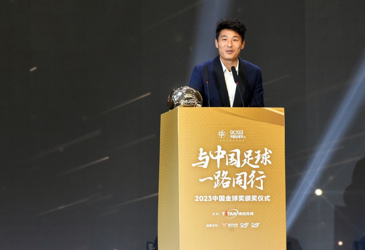媒体人：武磊梅开二度击碎心魔，中国金球奖他担当的起！