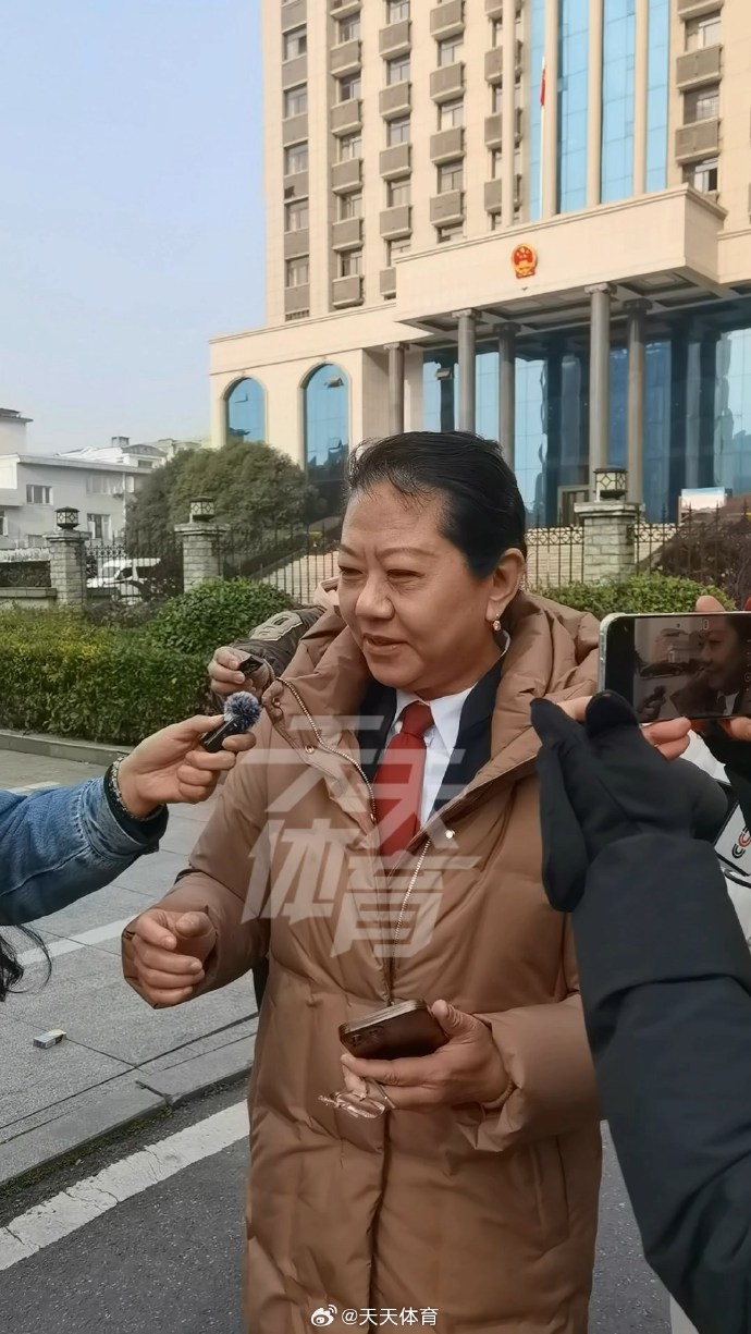 提交上诉书李铁辩护律师：一审判决的第十天，再次来到咸宁中院