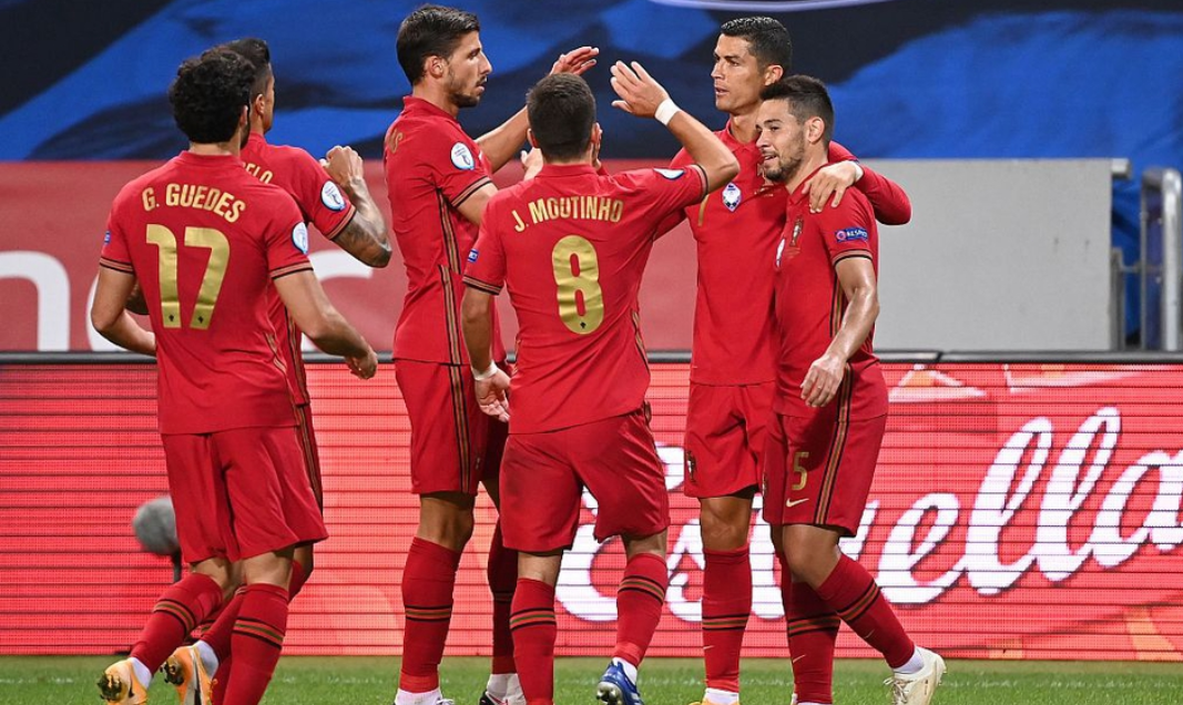 欧国联第二轮比赛瑞典0:2葡萄牙，C罗本场比赛打进两粒进球