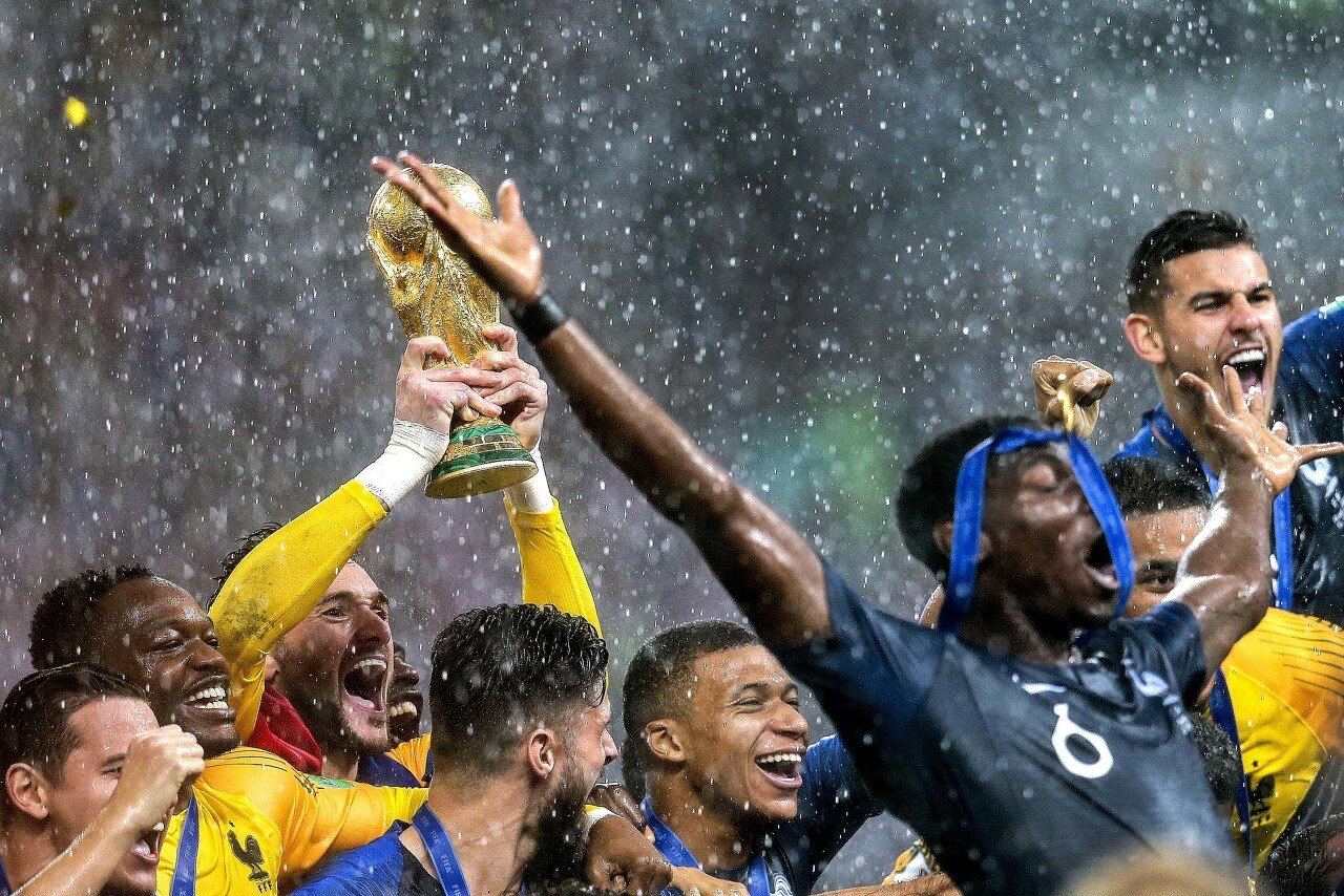洛里&瓦拉内联合2018世界杯冠军成员发起慈善基金活动