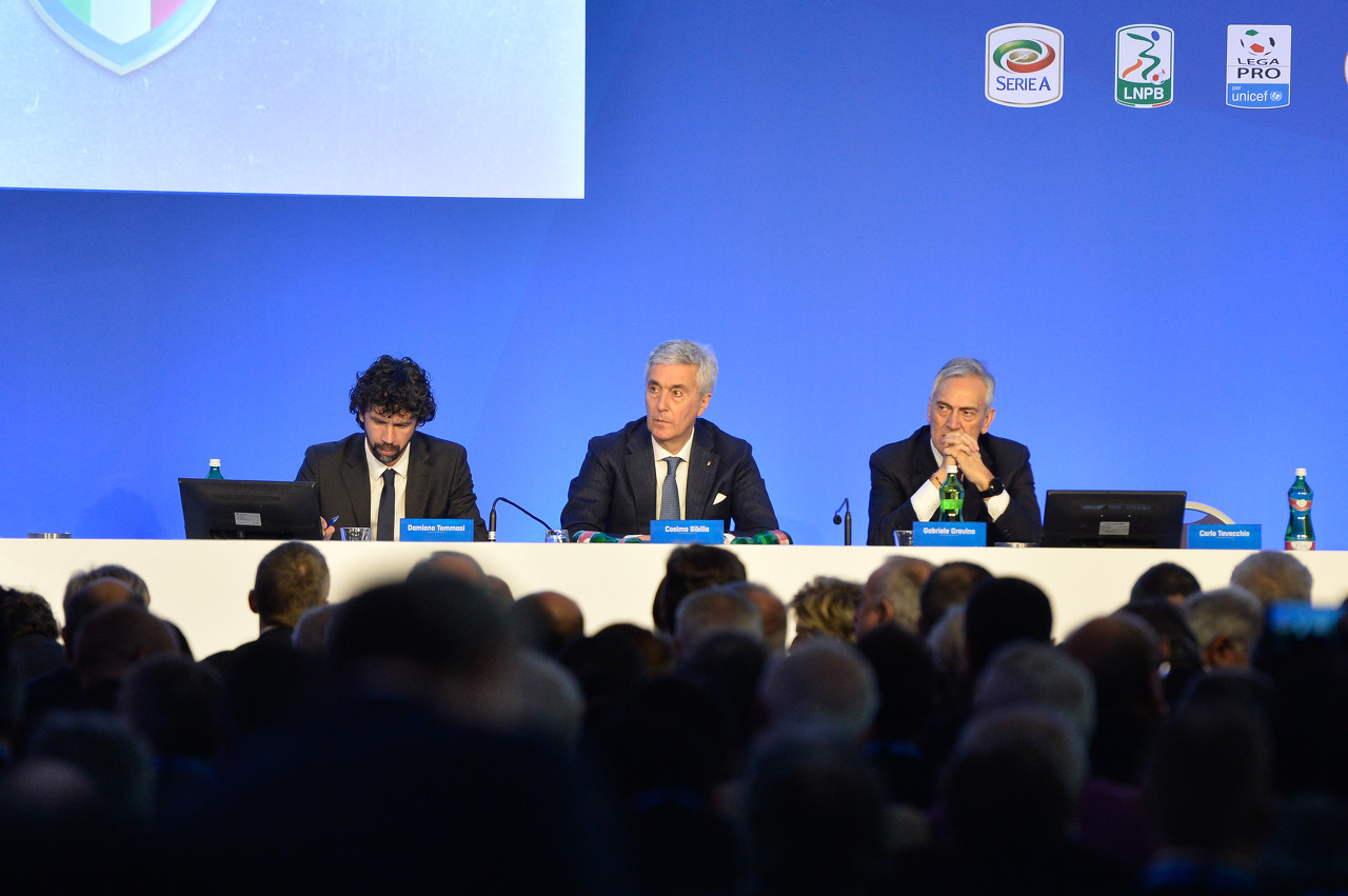 意大利足协主席:欧超宣布的方式简单粗暴 我将加快急需的足球改革