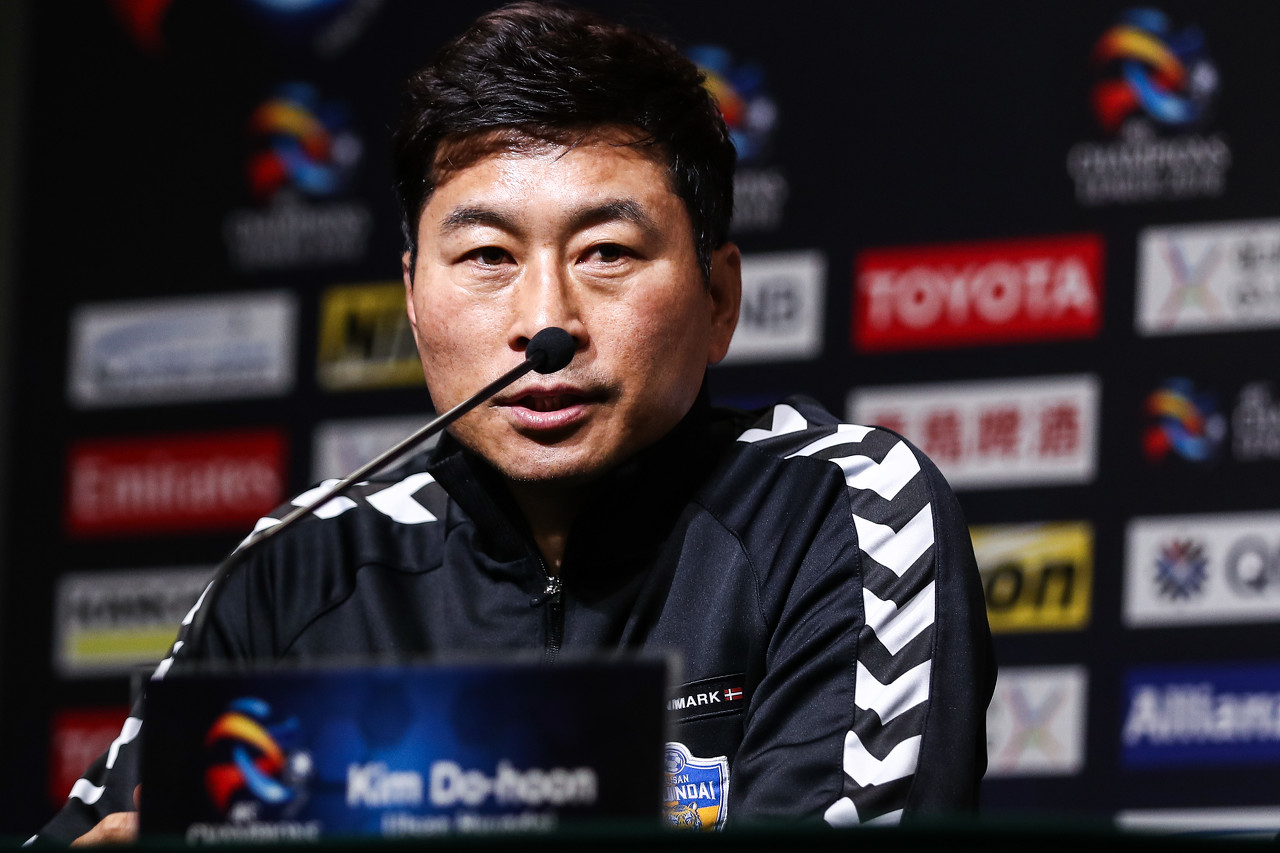 前蔚山教练金度勋:我曾经拒绝了中国队的报价 应该考虑他们的不稳定因素
