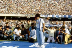 球王传奇永无止境 那不勒斯将为迭戈·马拉多纳体育场揭幕