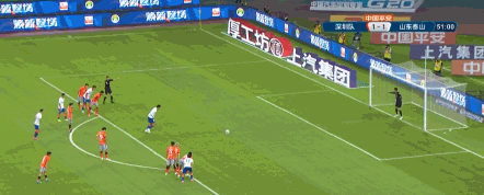 直击——费莱尼2-1踢进网台山深圳