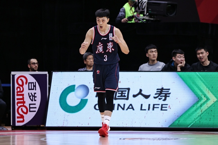 广东罚球44-18北京犯规广东29-35北京