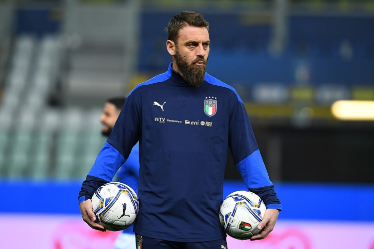 意足协官方：德罗西重返意大利国家队，担任青年队助理教练