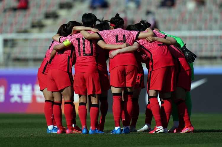 记者:韩国女足很可能会一起出发 和中国队拼