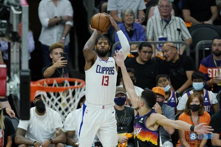 乔治在季后赛中得分 连超·费舍尔和加里·佩顿位列NBA历史前50名