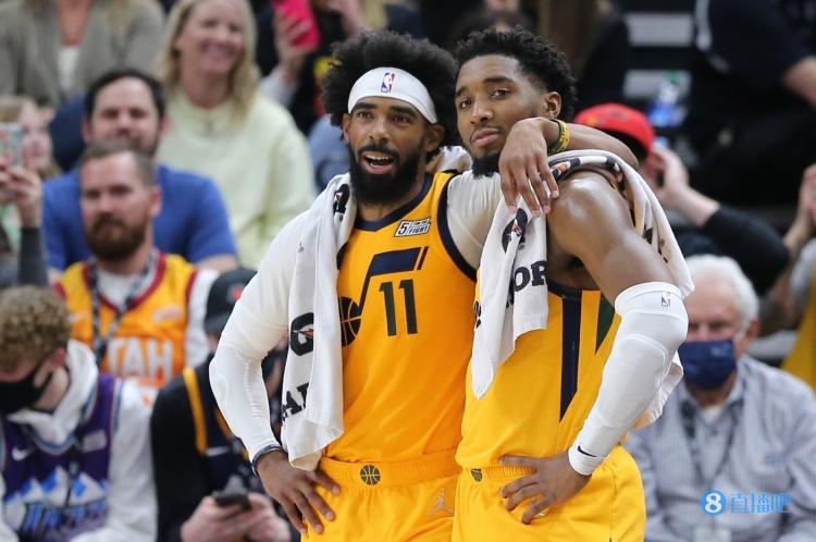 爵士连续三场投进20+三分 NBA历史首队
