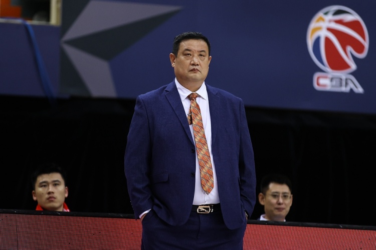 宋翔：徐长锁将很可能不再担任山东新赛季主教练