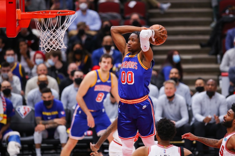NBA评论员：勇士今夏的重点应培养库明加/穆迪/怀斯曼 尤其库明加