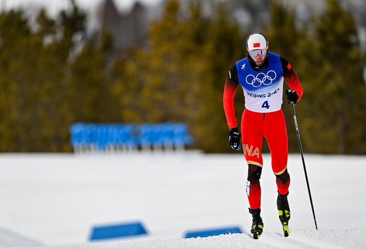 越野滑雪男子传统15公里：中国4名选手顺利完成 芬兰夺冬奥首金
