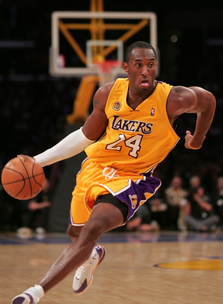 巩晓彬：最喜欢的NBA球星是科比 教练则是波波维奇