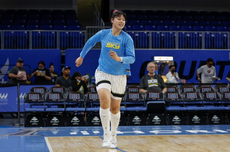 天空队3分险胜山猫队 李月汝没能得到上场机会