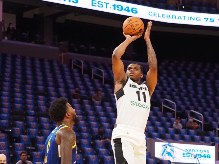 Shams：点燃队大前锋福斯特最终试训的NBA球队将会是15支