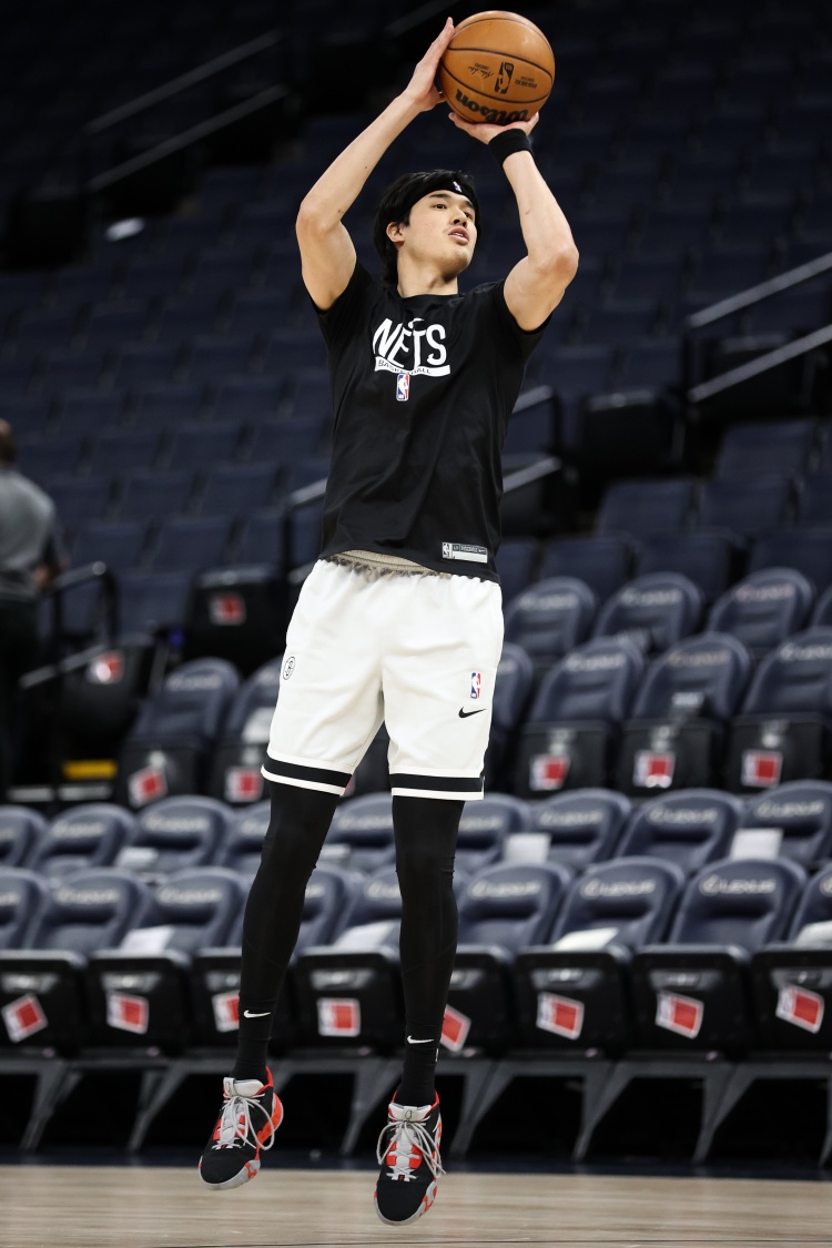 渡边雄太：防守是我在NBA的立足之本 我认为自己是出色防守者