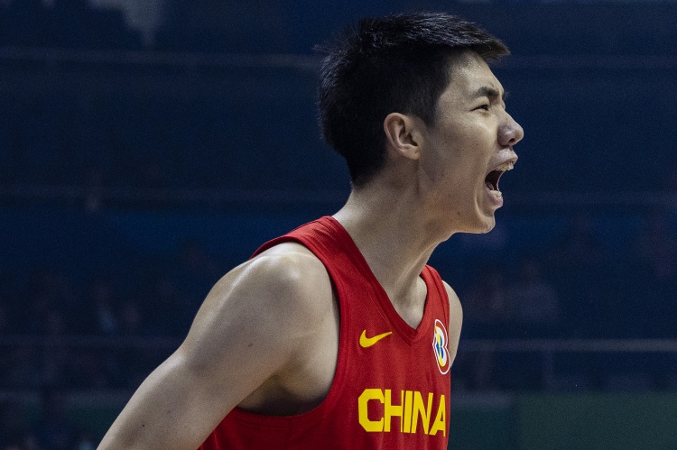 亚运会男篮14决赛中国男篮首节领先韩国7分