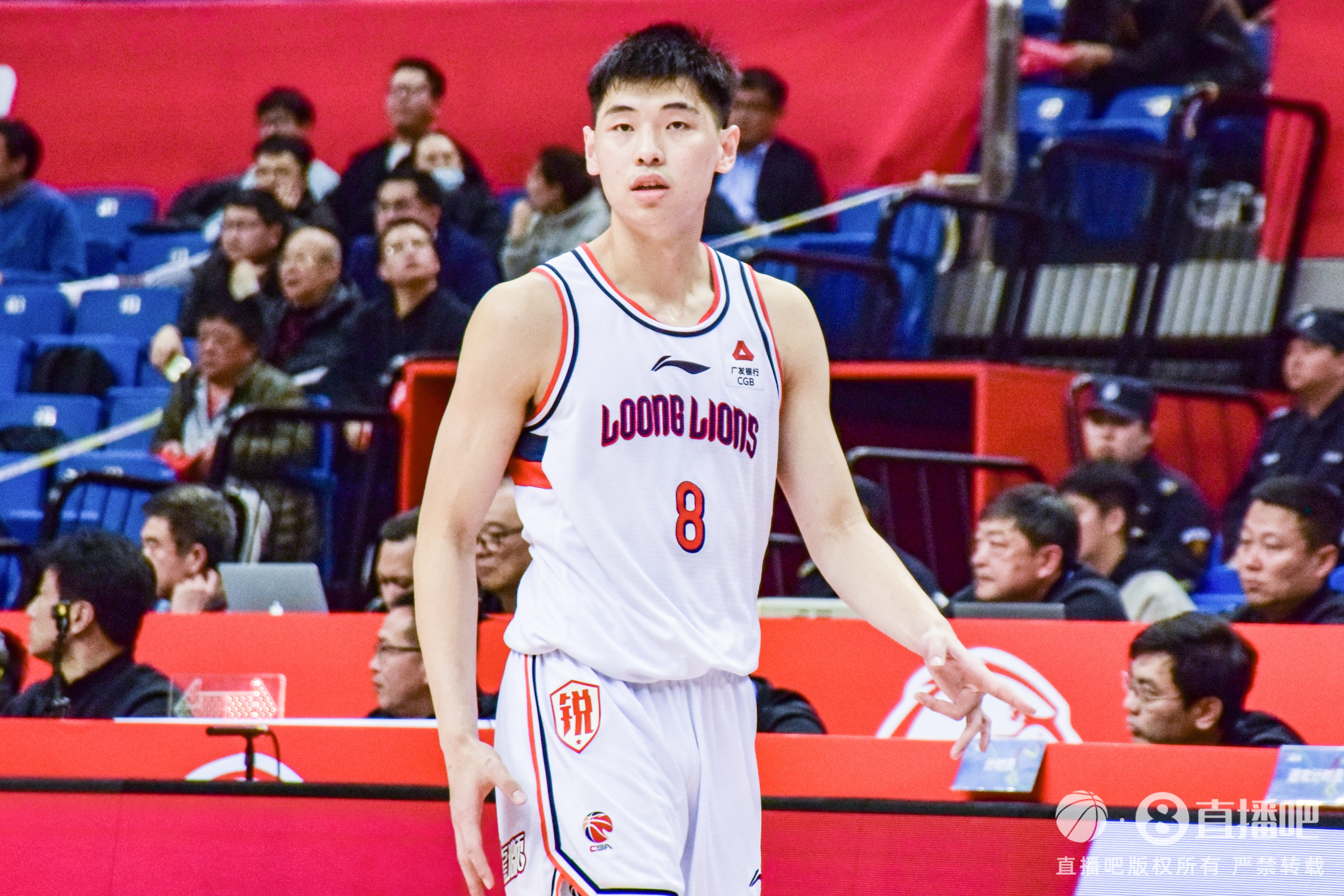 崔永熙：每个人的目标都是得分但能在NBA的舞台上做好防守很特别