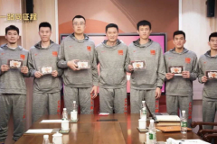 中国男篮前往日本备战世界杯预选赛 众将誓要凯旋