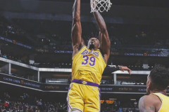 NBA常规赛湖人117-92战胜国王 威少23分5篮板6助攻