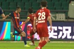 中超报道:青岛0-1河南连输8场追平中超历史连败纪录