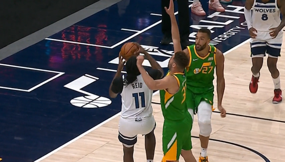 NBA-唐斯24 12博格达30分森林狼击败爵士