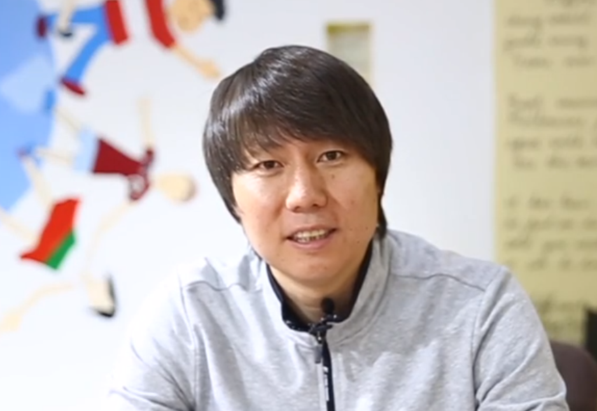 国足教练组没有合适的前期训练说法 只能以“怕受伤”为借口