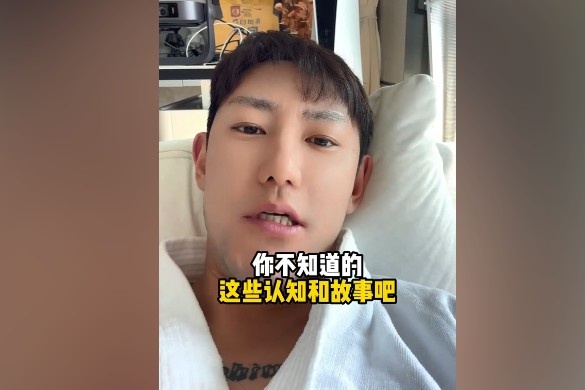 前恒大翻译谈李铁：他认为外援是普通一员中国球员要带着外援踢