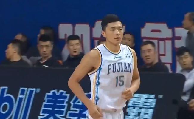 CBA官网:陈与福建队续约两年