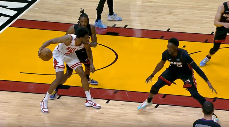 NBA-武切维奇24 11巴特勒33 8公牛复仇热