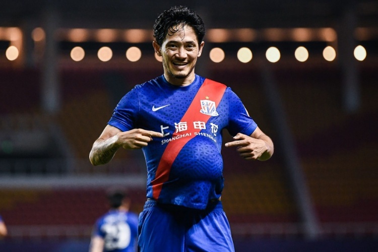 钱杰给：我的标杆是齐达内和卡卡 仅仅五场比赛说明不了什么