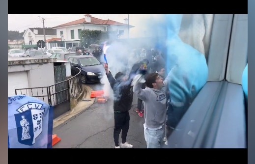 郭田雨晒视频：维泽拉启程前往客场，球迷燃放烟花为球队助威