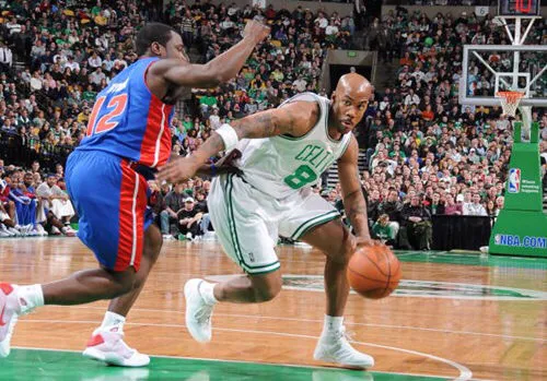 对球迷的回答:为什么美国篮球叫NBA 中国篮球叫CBA？这也和NBL有关