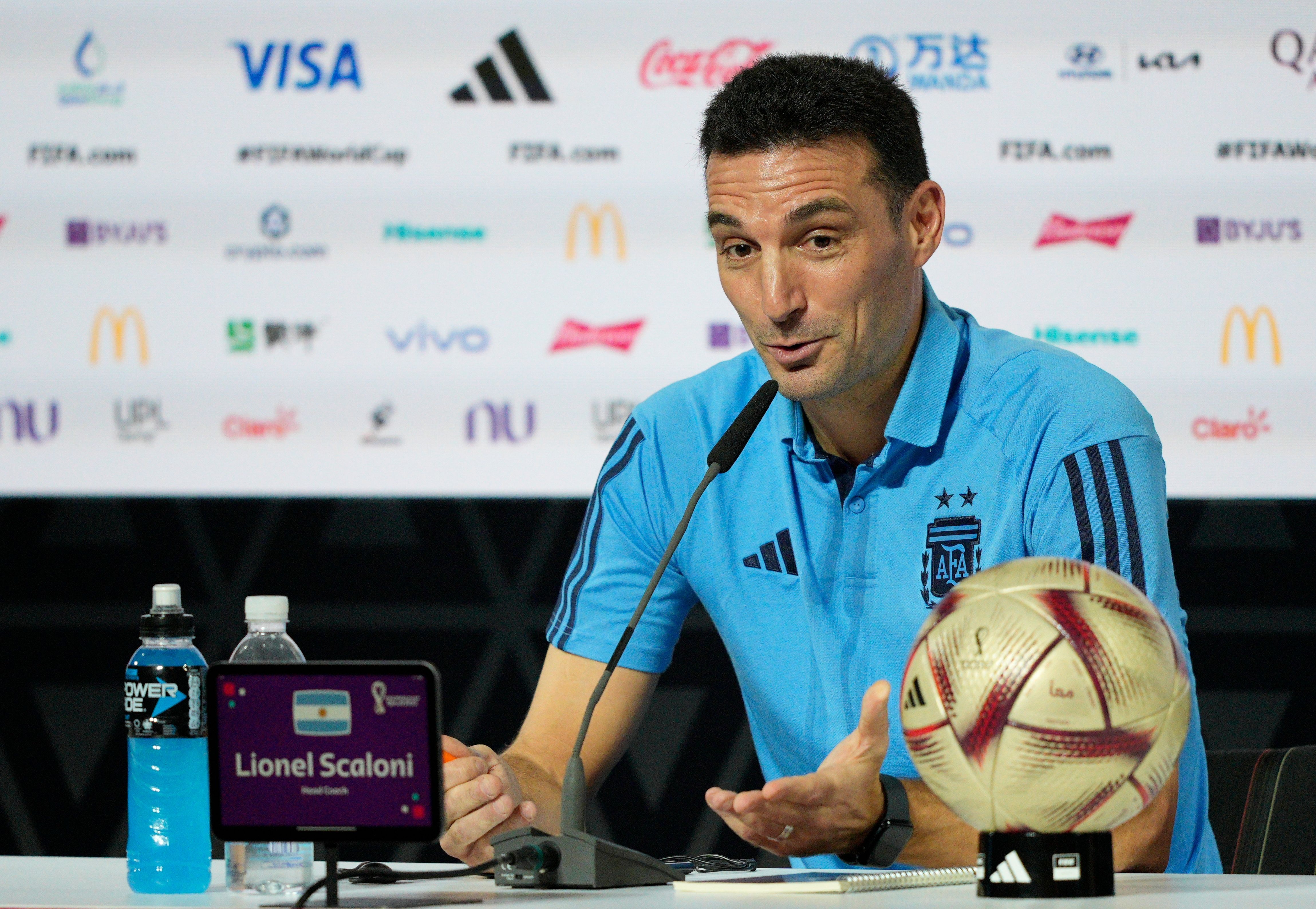 斯卡洛尼：我工作是让球员发挥所长 南美大陆站在阿根廷队的后方